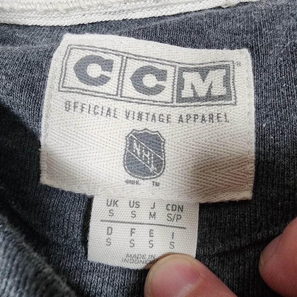 Nashville Predators Shirt Mens Small Gray Cream Long Sleeve NHL‎ Hockey CCM - Picture 6 of 10